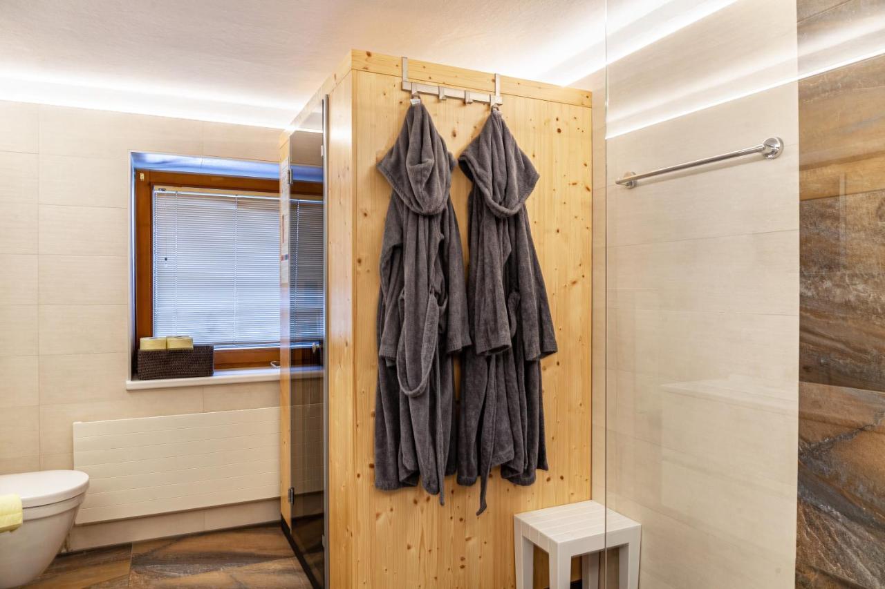Ferienwohnung Galerie Kaiser Mayrhofen Kültér fotó